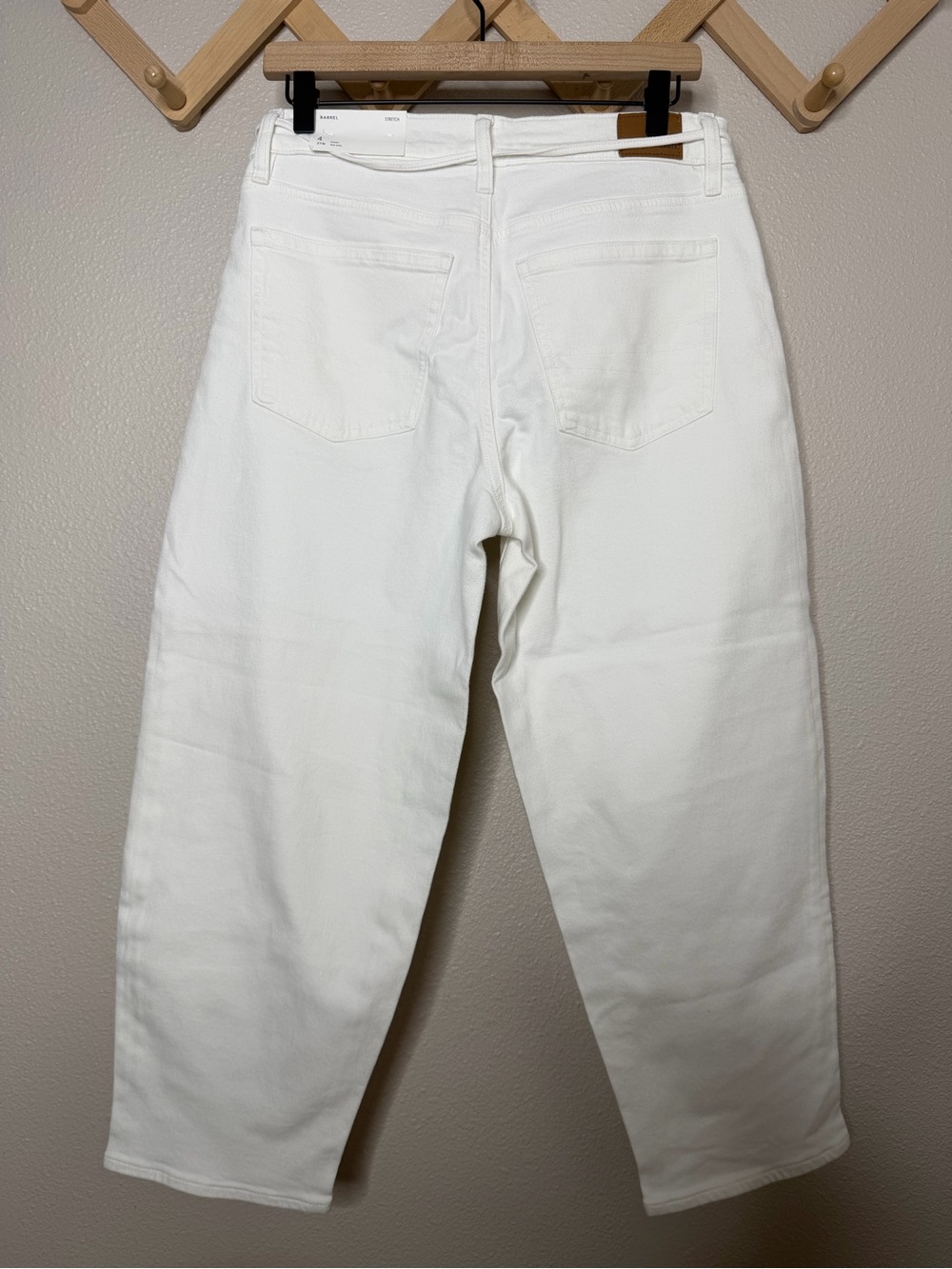 NWT AE American Eagle White Barrel Jeans Sz 4S - Picture 6 of 9